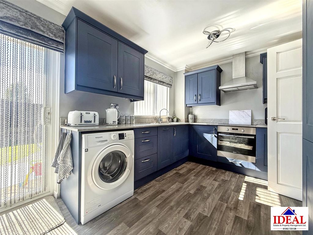 Property photo 2 of 20 Image00014.Jpg