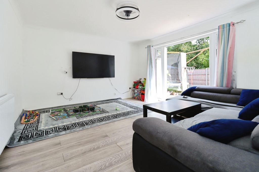 Property photo 2 of 15