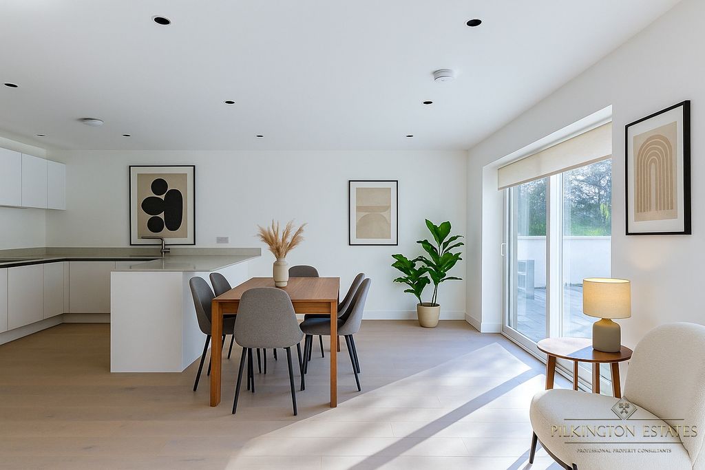 Property photo 2 of 12 4616883