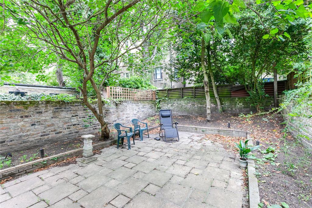 Property photo 3 of 7