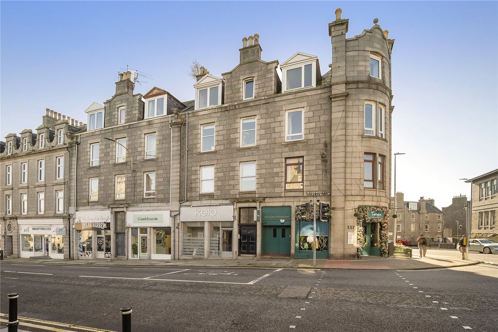 Property photo 1 of 13 Rosemount Place