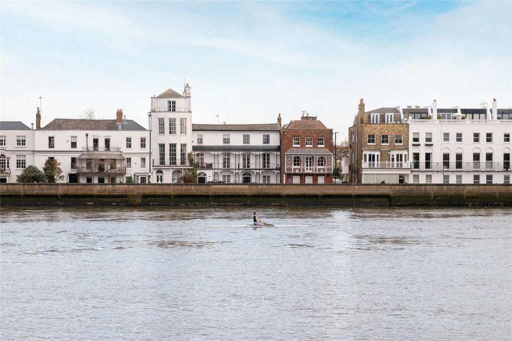 Property photo 1 of 22 Picture No. 25