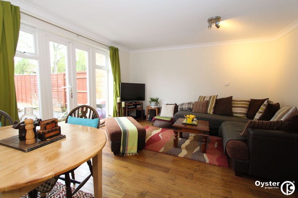 Property photo 2 of 17