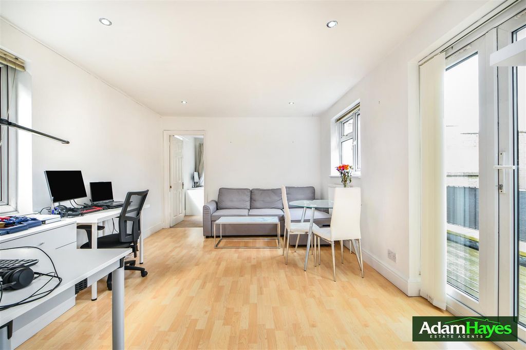 Property photo 2 of 8 Dsc_1105.Jpg