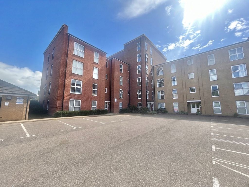 Property photo 1 of 11