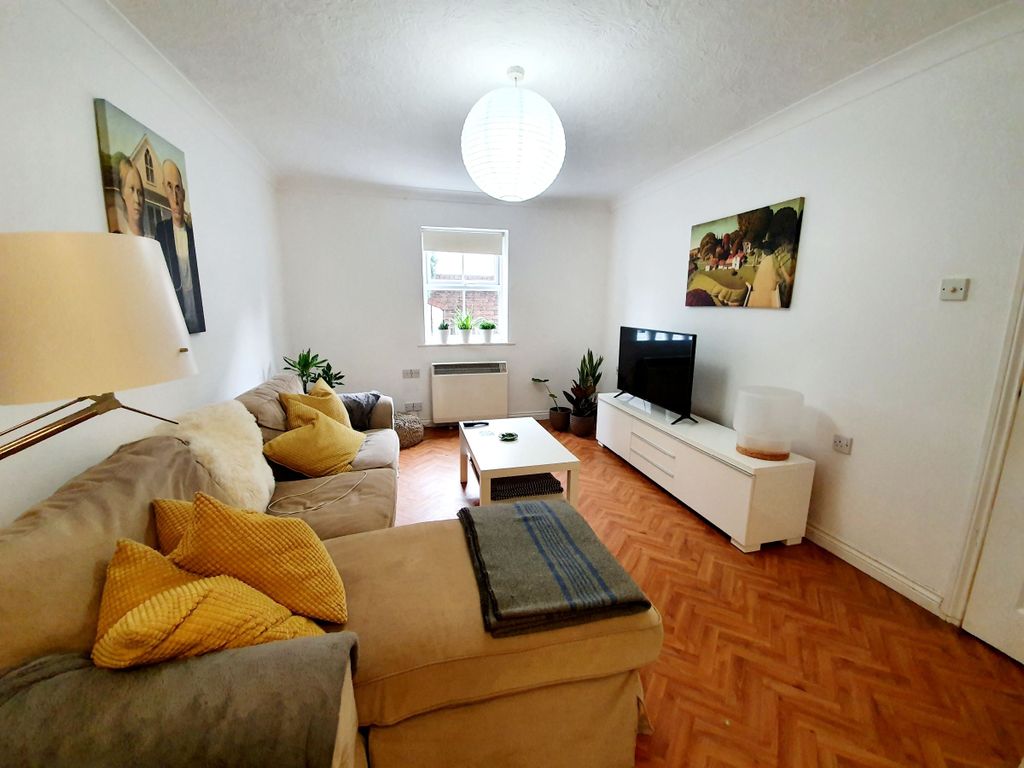 Property photo 2 of 7