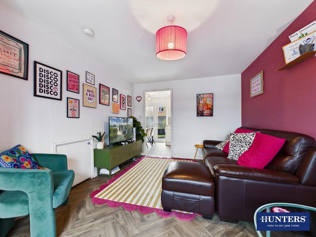 Property photo 3 of 22 Living Room