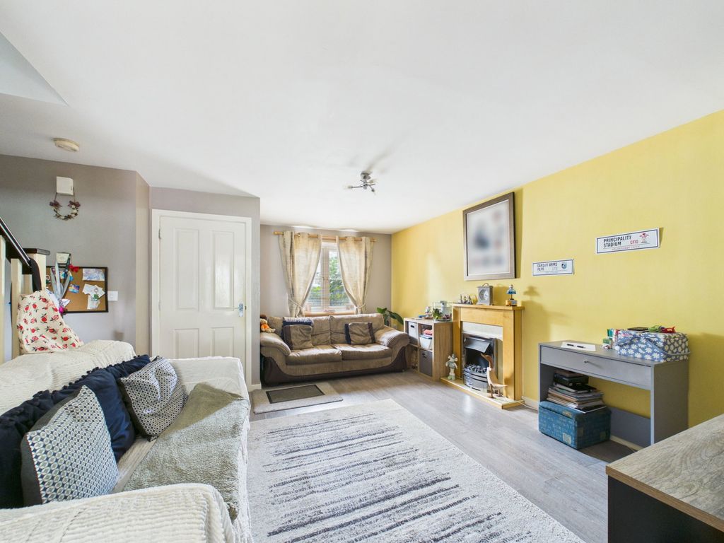 Property photo 3 of 14
