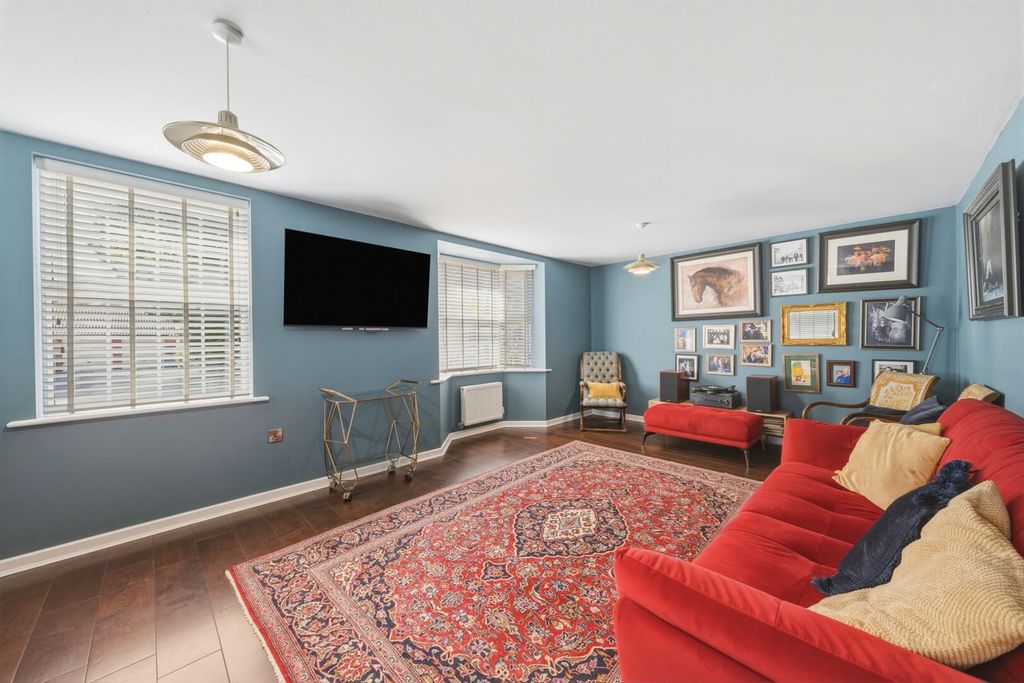 Property photo 3 of 26 2612368 1 Mountain Ash_014.Jpg