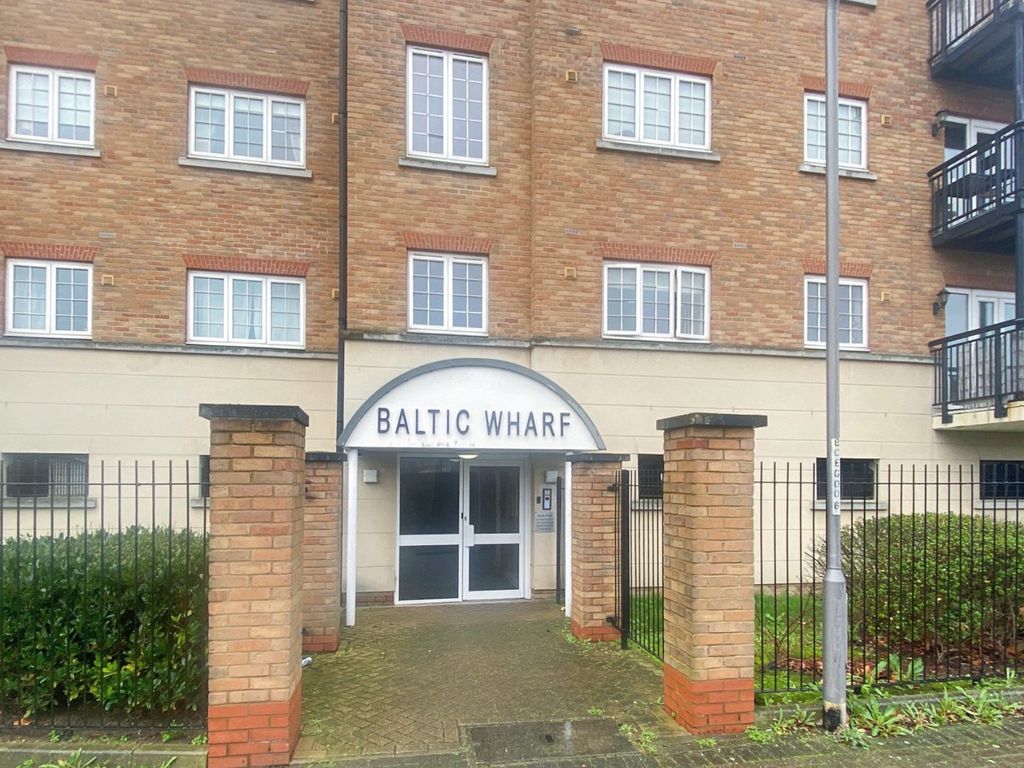 Property photo 1 of 7 3057761