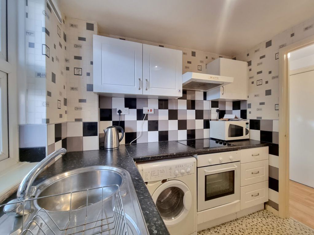 Property photo 3 of 9