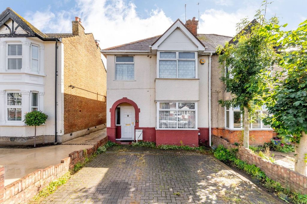 Property photo 1 of 9
