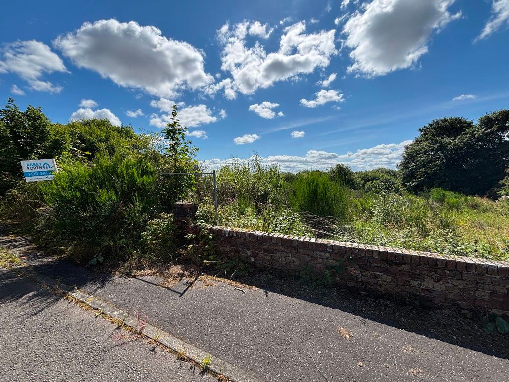 Property photo 2 of 6