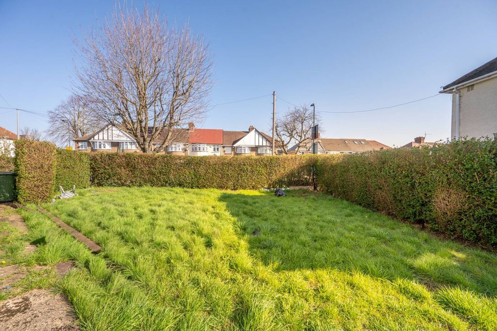 Property photo 1 of 9