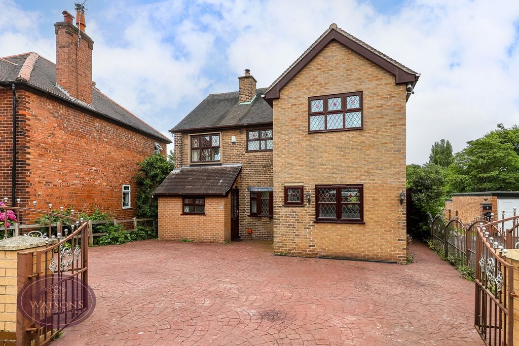Property photo 1 of 35