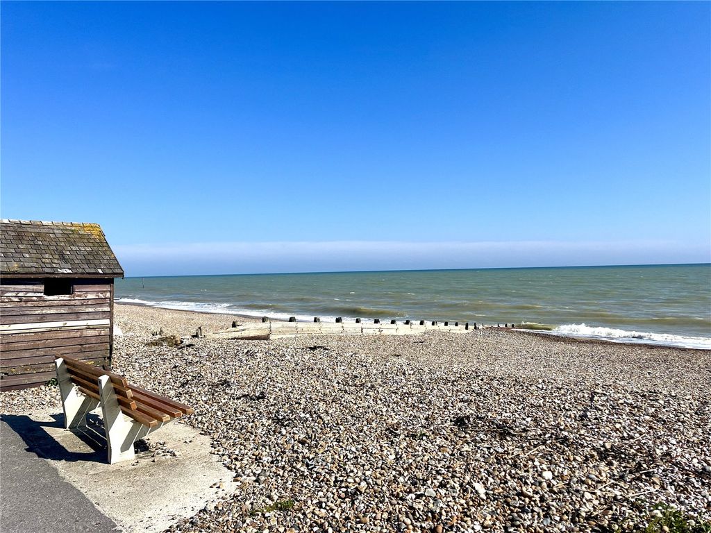 Property photo 2 of 9 Picture No. 23