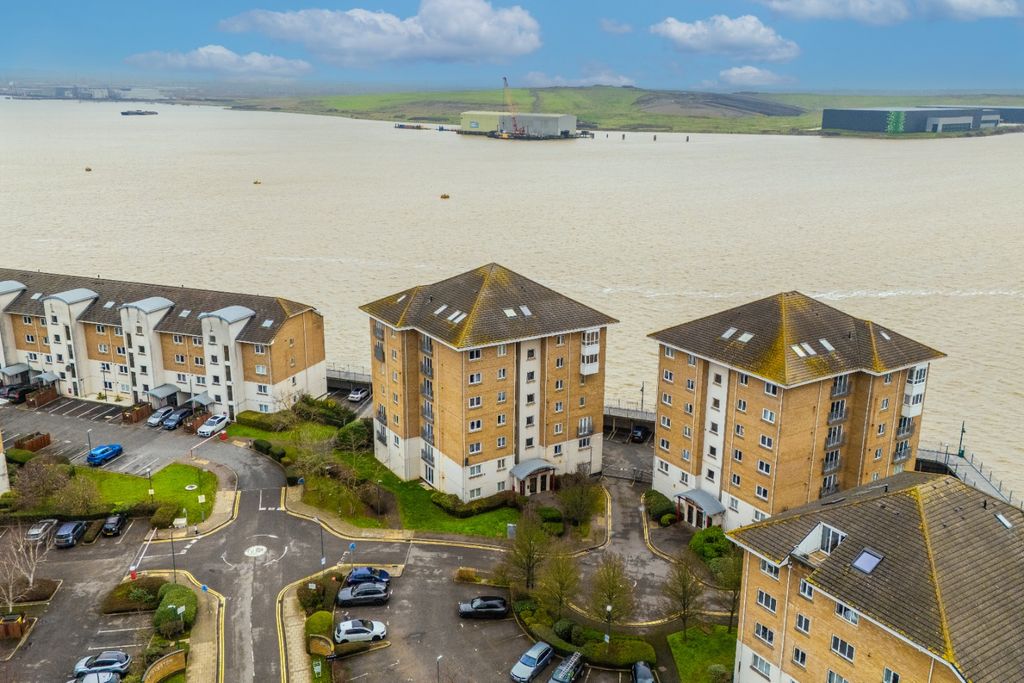 Property photo 1 of 25 4851571