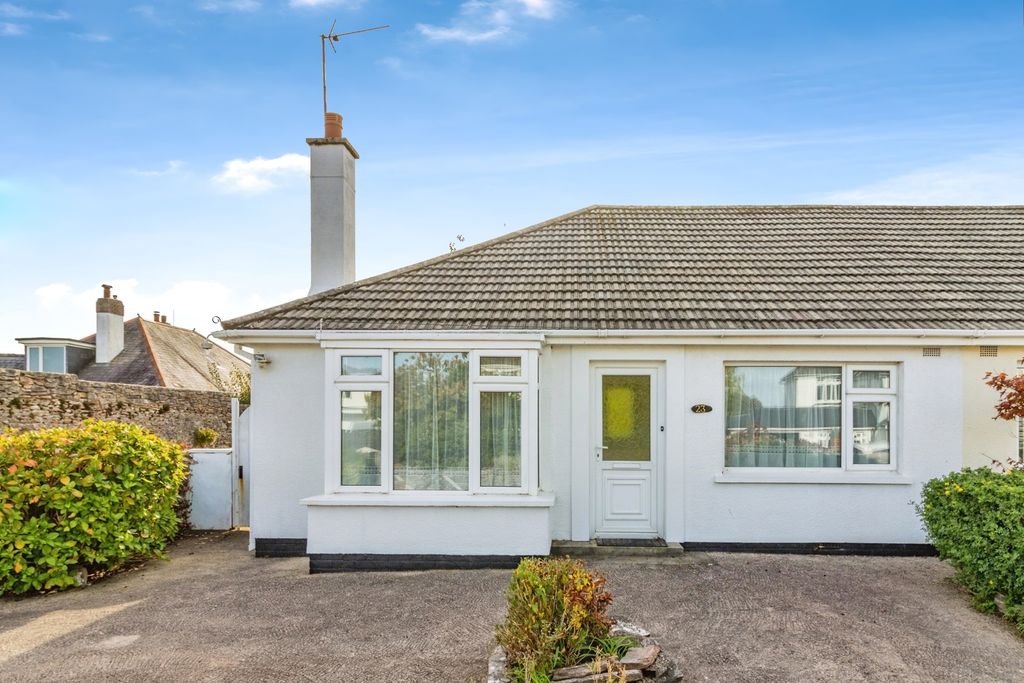 Property photo 2 of 17 Photo