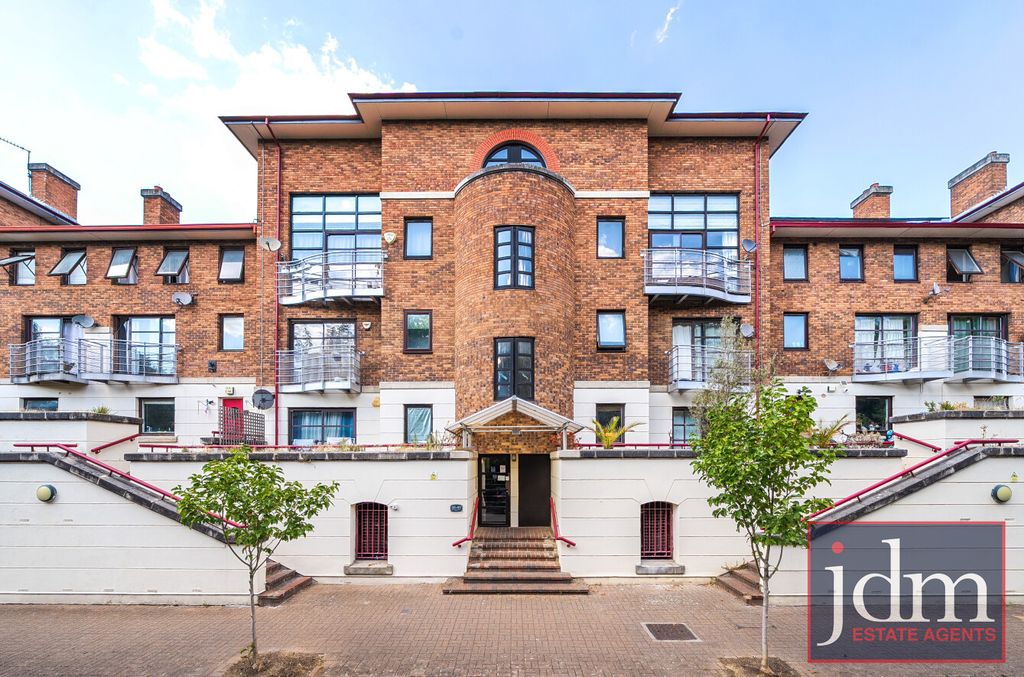Property photo 1 of 10 2c5d23c9-Aeed-454...