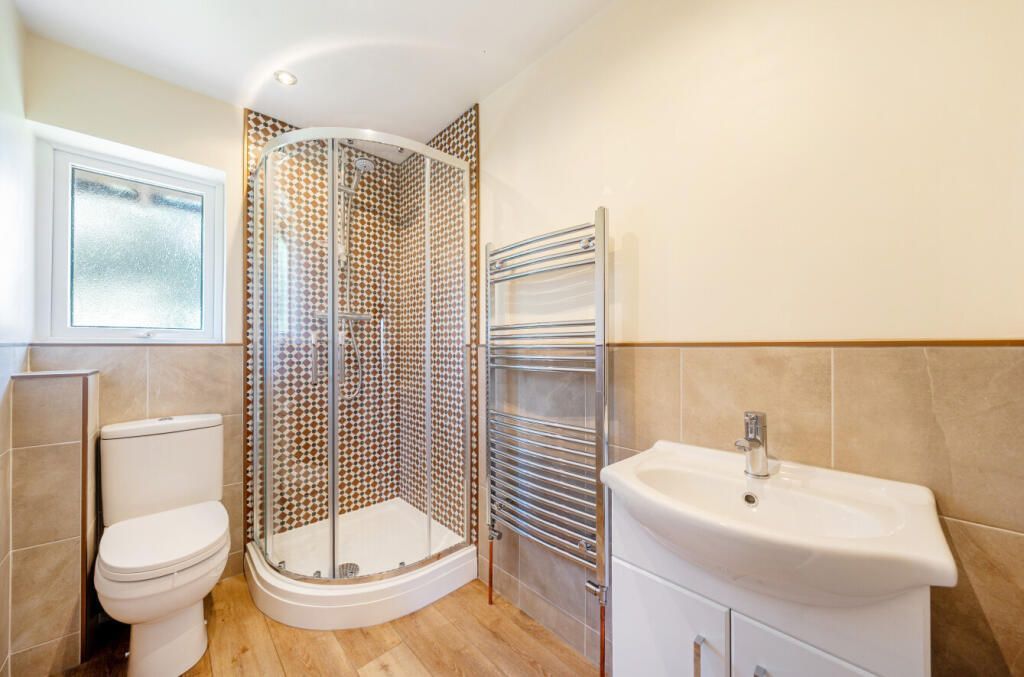 Property photo 3 of 3