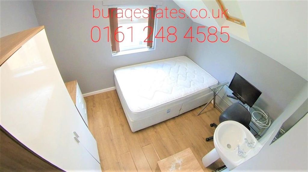 Property photo 2 of 13 A Well-Maintained Bedroom With A Single Bed, Wardr...