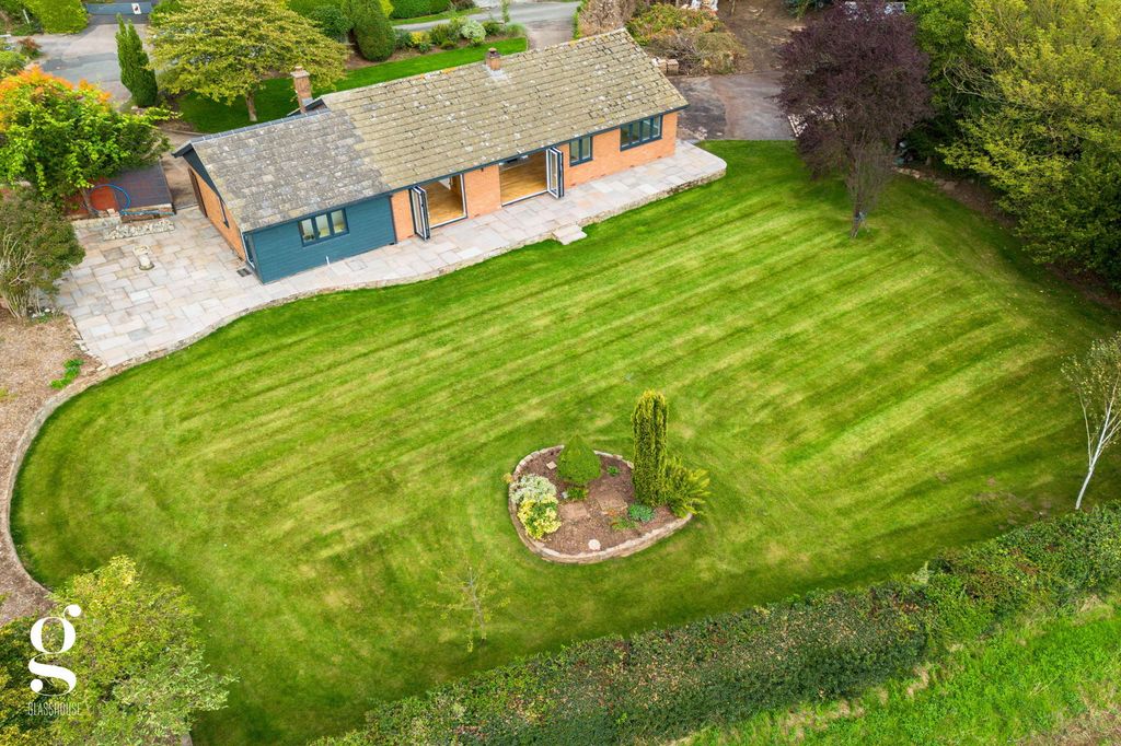 Property photo 3 of 38