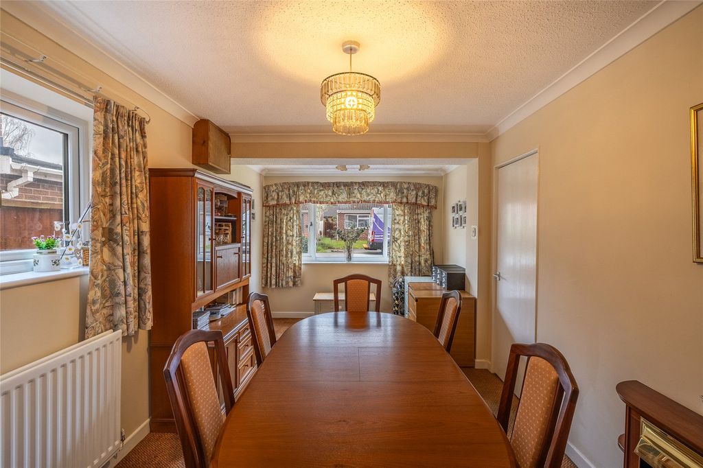 Property photo 3 of 26 Picture No. 10