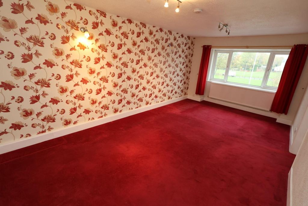 Property photo 2 of 10 5.Jpg