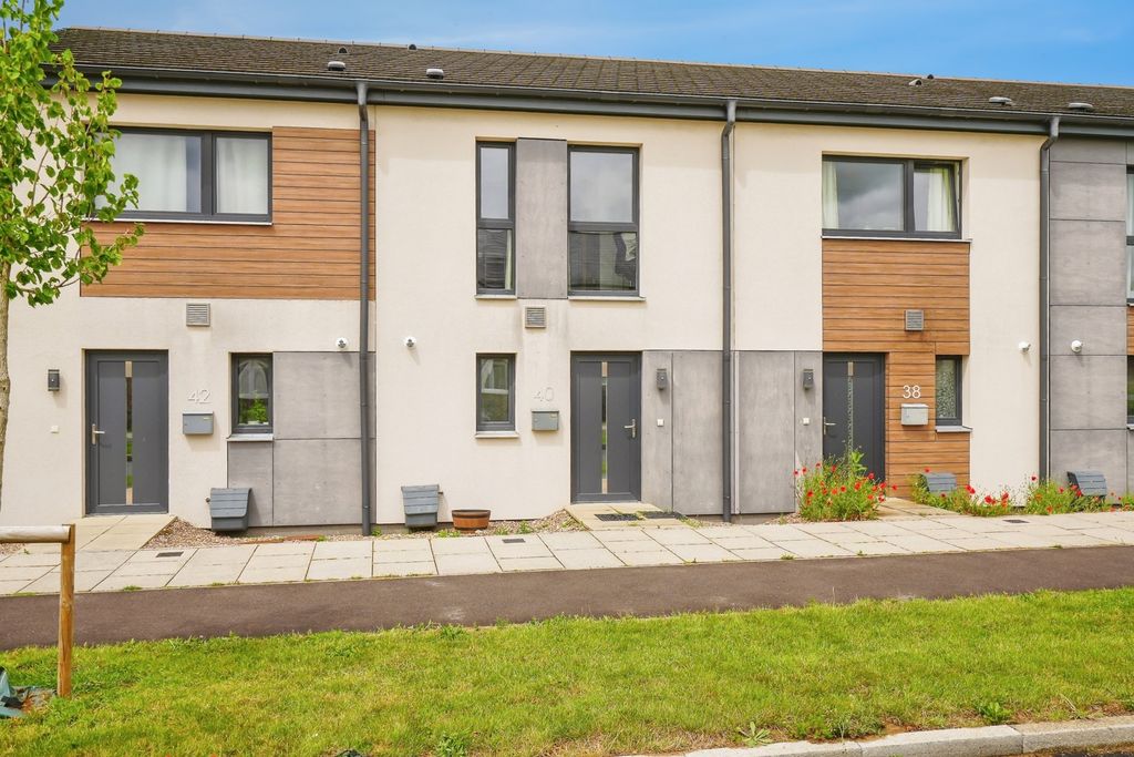 Property photo 1 of 17 Pbox-Img.Jpg