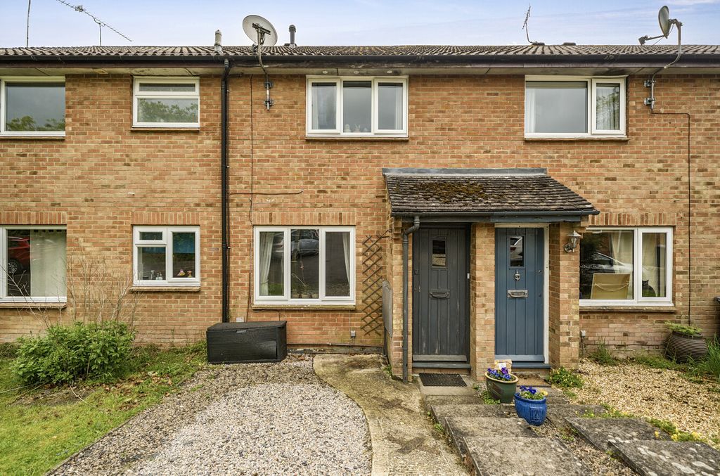 Property photo 1 of 13 1463682-24-6A0Ded...