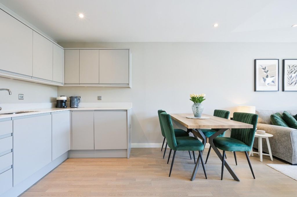 Property photo 3 of 13 Ophelia Court