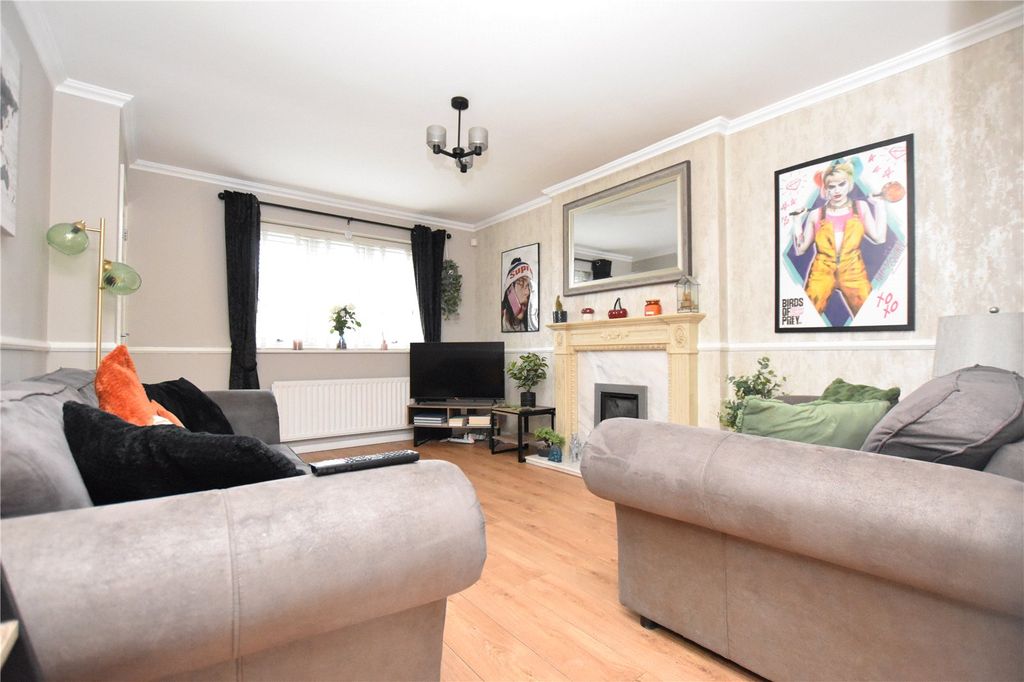 Property photo 2 of 15 Picture No. 10