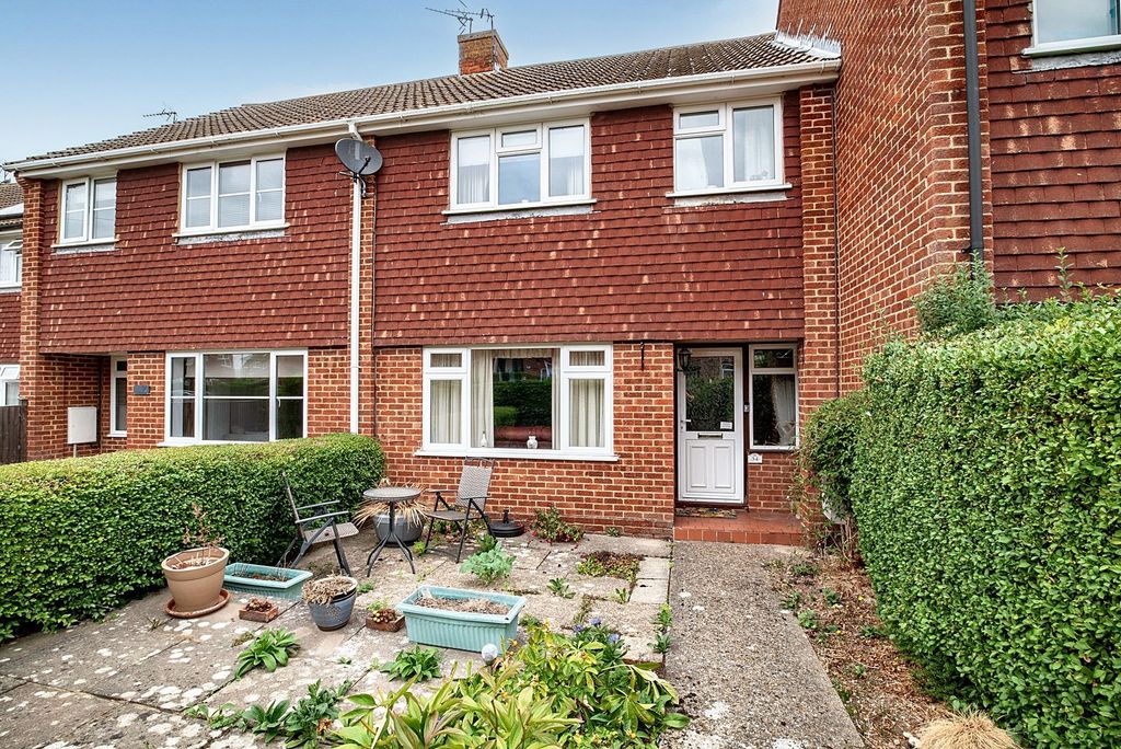 Property photo 1 of 12