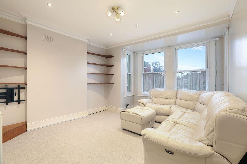 Property photo 2 of 13 Rh7Ahusa.Jpeg