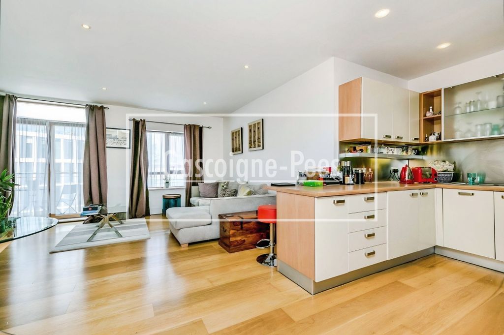 Property photo 3 of 11