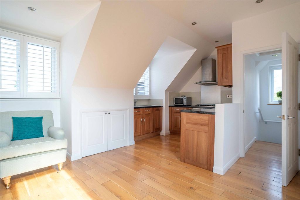 Additional image 26 of 5 bed detached house for saleHigh Road, Loughton, Essex IG10
