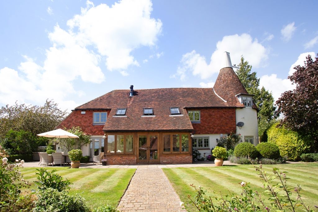 Property photo 1 of 16 Pennybridge Oast ...