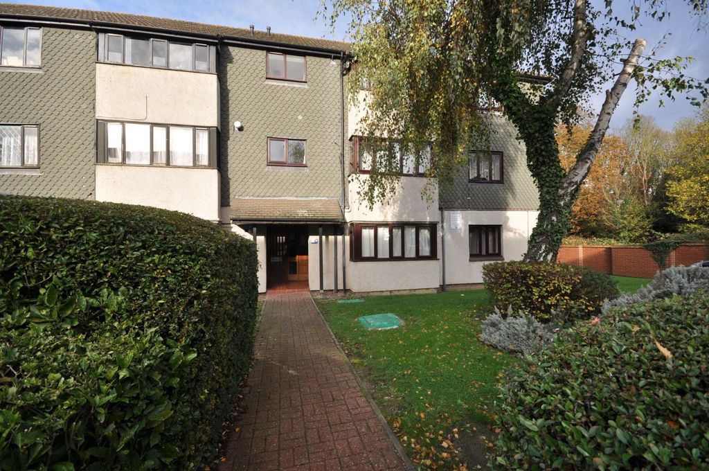 Property photo 1 of 6