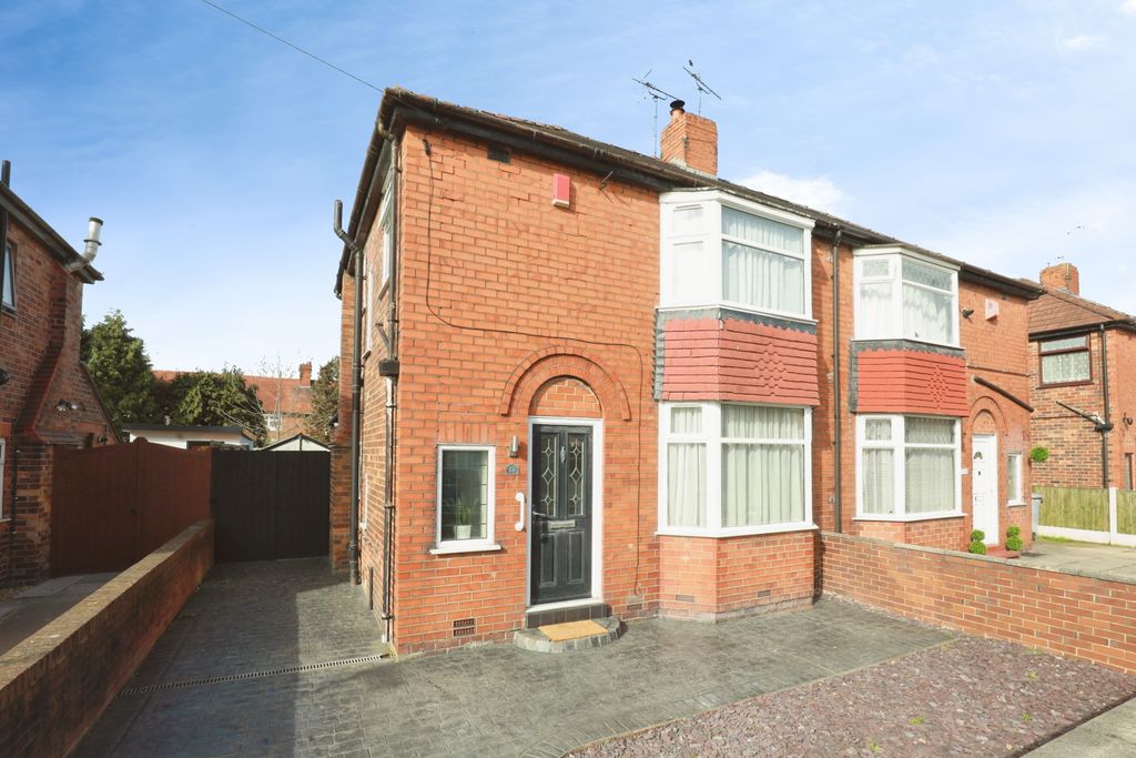 Property photo 1 of 15