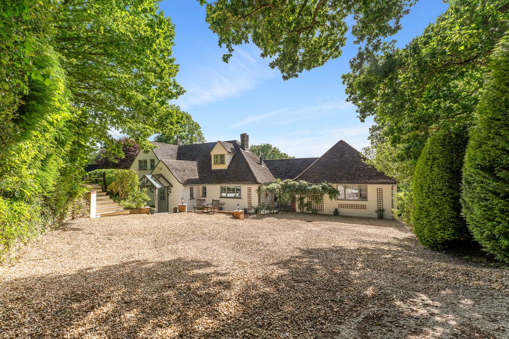 Property photo 1 of 26