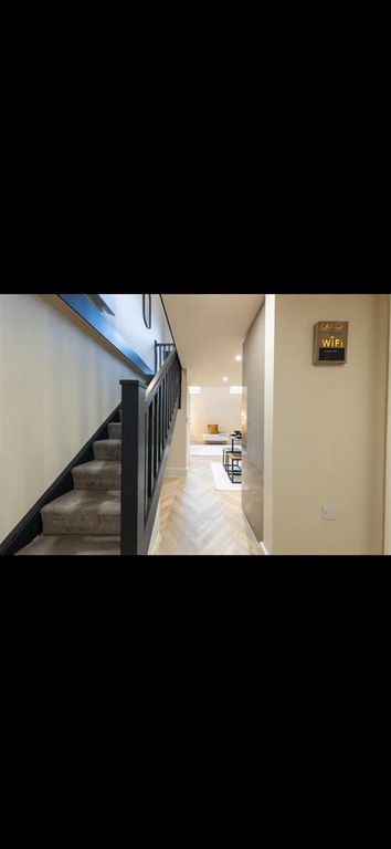 Property photo 3 of 13 6F5409B4-853d-418F-8516-d6202Ceb6De9.Jpeg