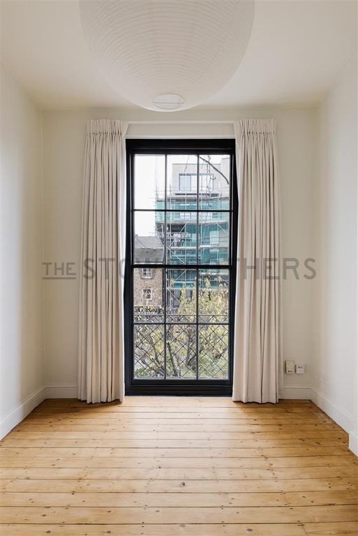 Property photo 3 of 22