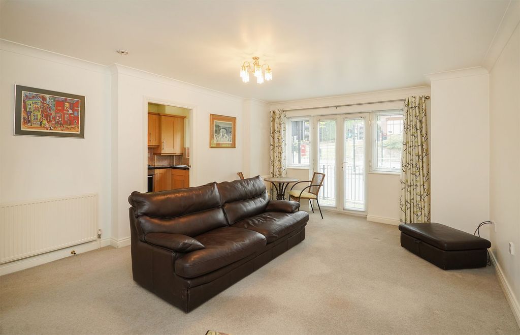 Property photo 2 of 15