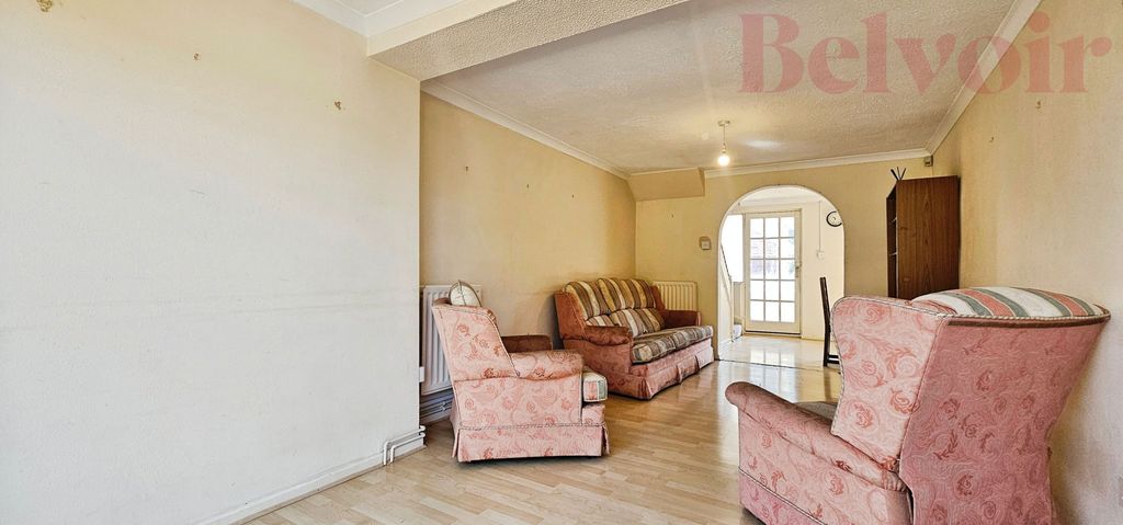 Property photo 2 of 23