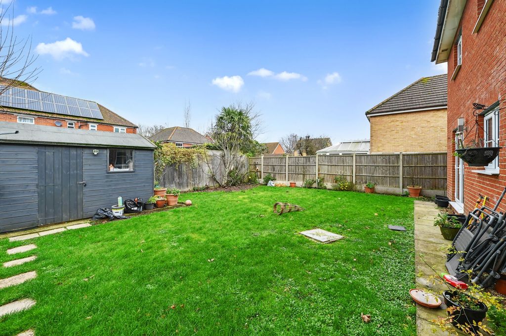 Property photo 3 of 18