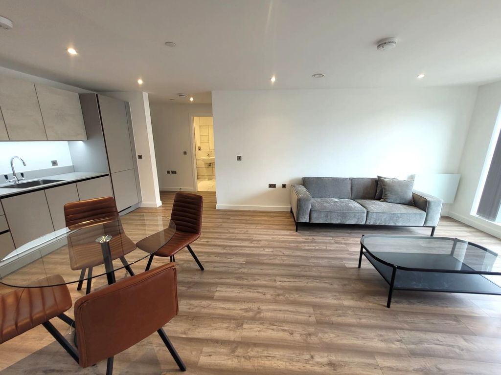 Property photo 2 of 6