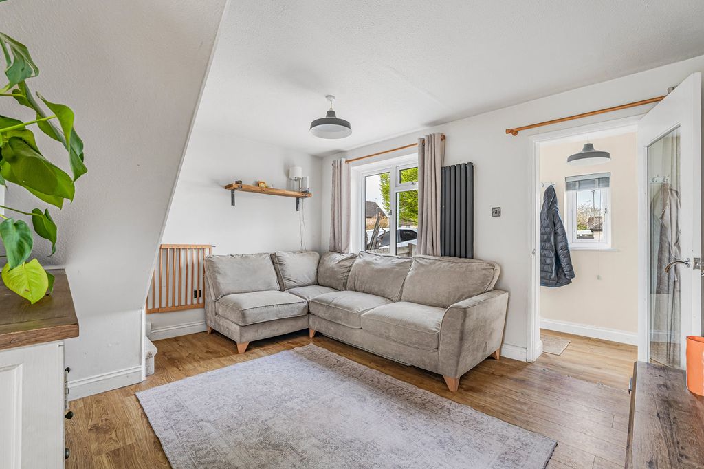 Property photo 2 of 15 Sitting Room