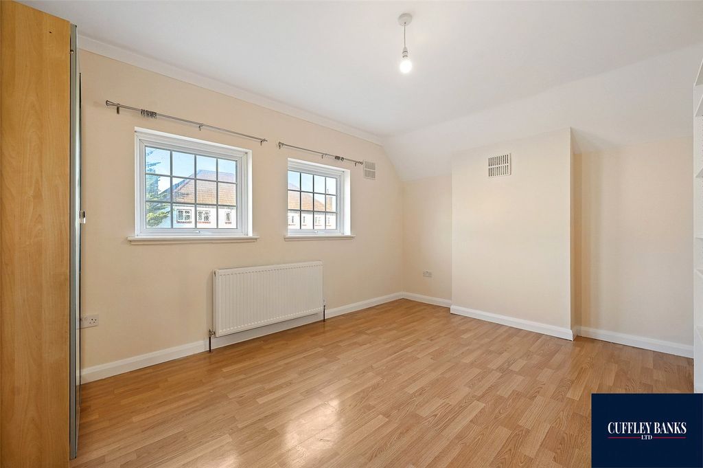 Property photo 2 of 9 Picture No. 02