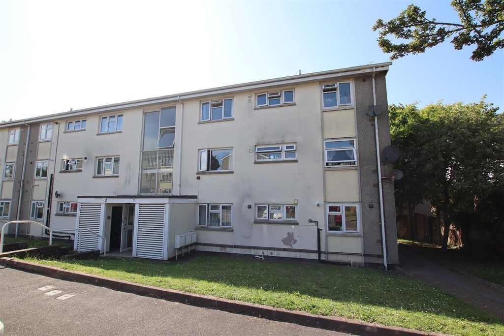 Property photo 1 of 7 Front.Jpg