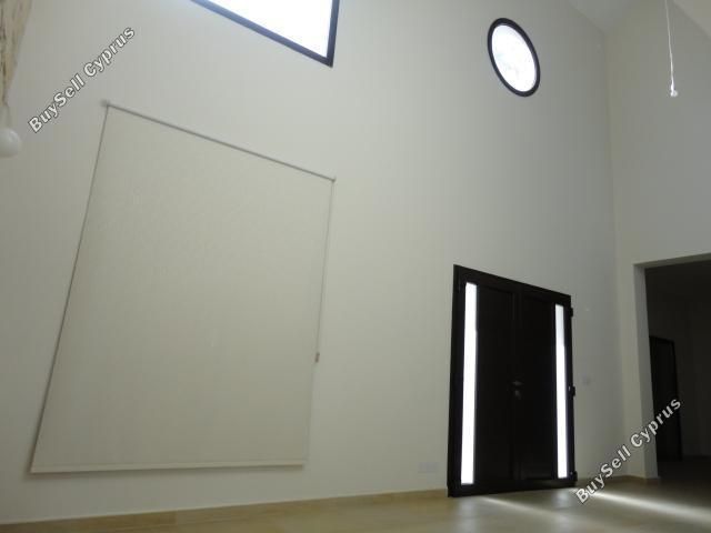 Property photo 3 of 3